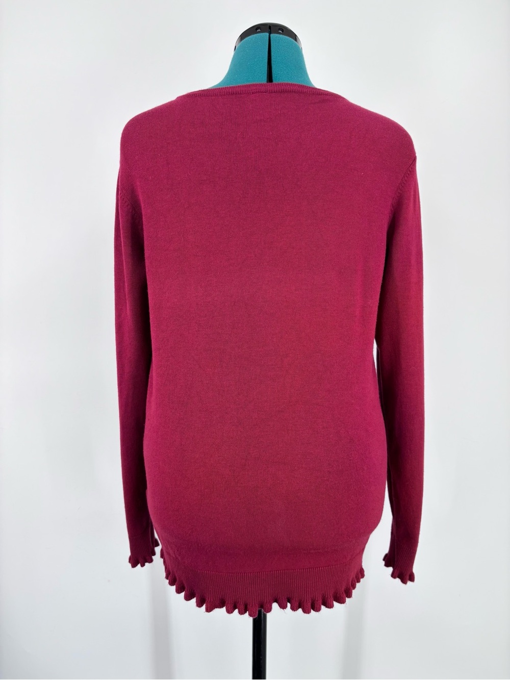 Soya Concept Raspberry Ruffled Hem Crew Neck Lightweight Sweater, Large - Picture 6 of 16